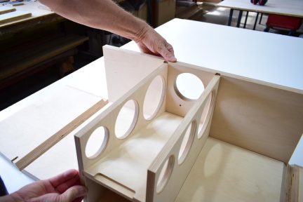 Illuminator-Center 18